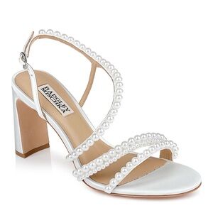Badgley Mischka Amora Embellished Block Heel Sandals White Satin Size 7.5M